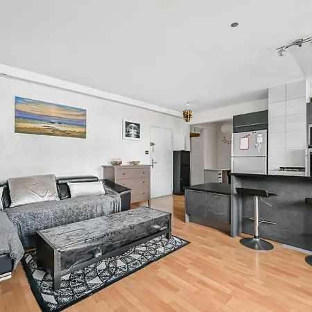 Le Skyline - 80m2 - Wifi - La Defense Apartment *