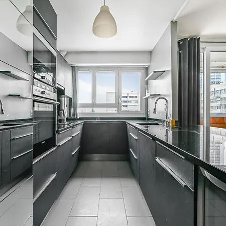Apartment Le Skyline - 80m2 - Wifi - La Defense